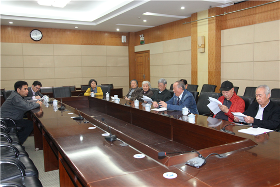离退休党总支老干部支部开展组织生活会